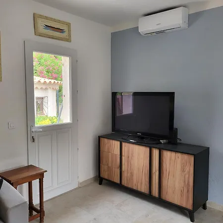 Maison A Sur كافالير سور مير